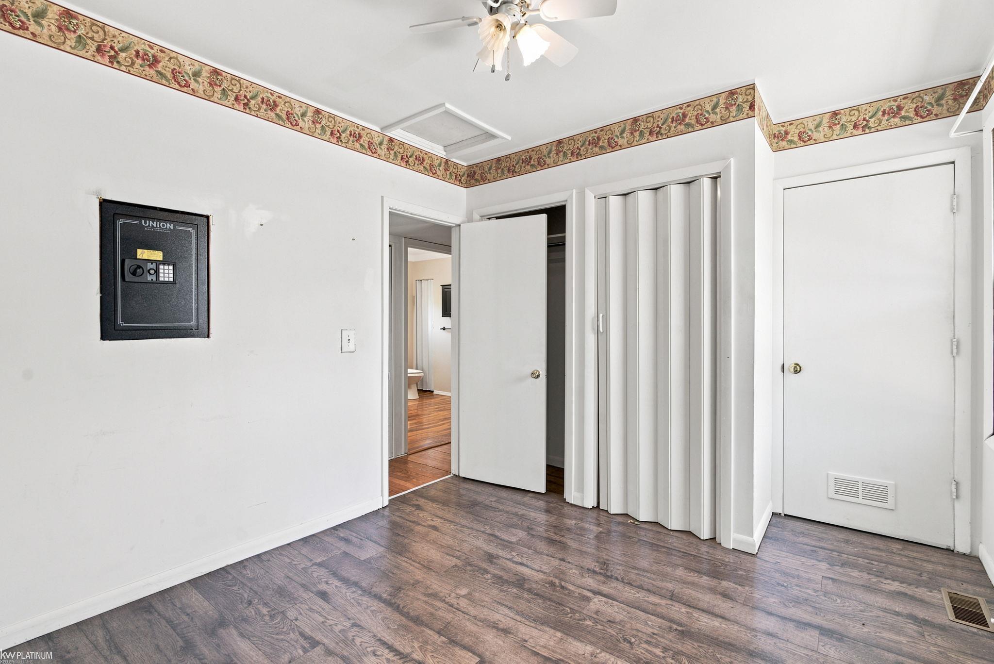 5469 Parker Road Fort Gratiot, MI 48059 - Photo 20 of 32