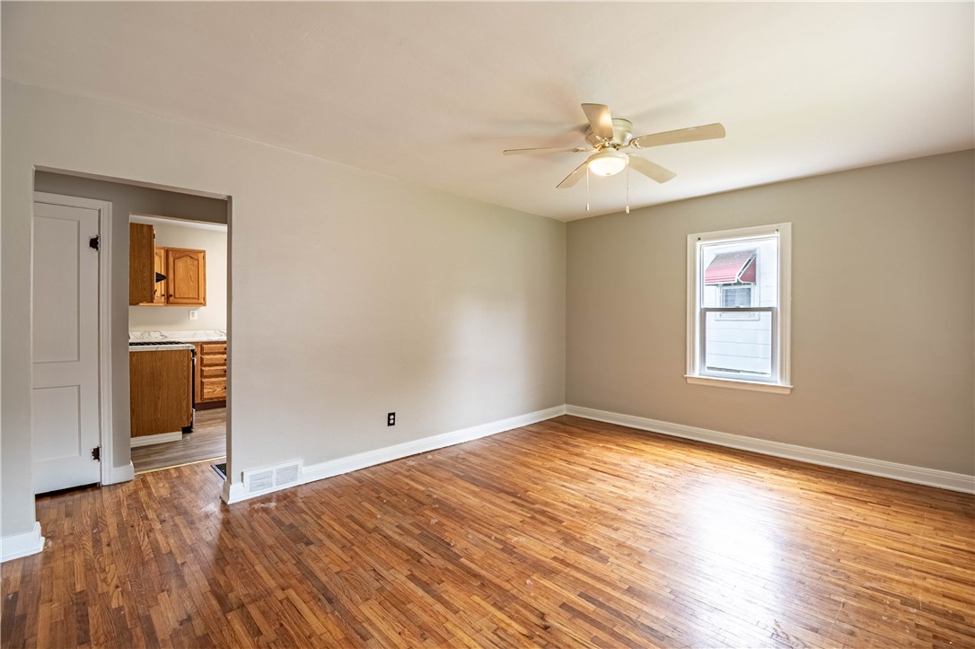 2036 East Dickinson Avenue Decatur, IL 62521 - Photo 2 of 14 Gallery Image 2