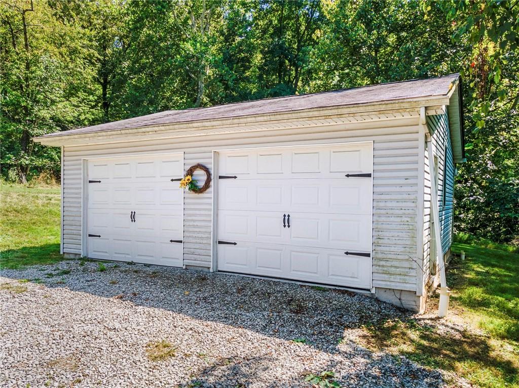 112 Bellbridge Road Elizabeth, PA 15037 - Photo 20 of 25 Oversized 2 car detached garage