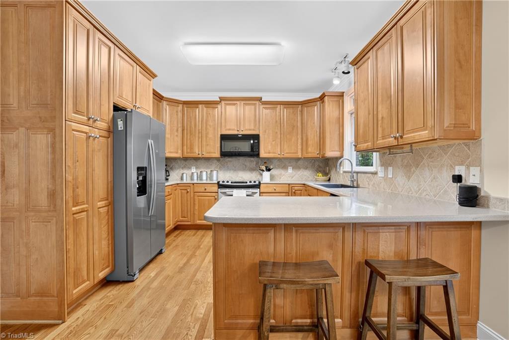 8704 Invershield Court Oak Ridge, NC 27310 - Photo 17 of 43