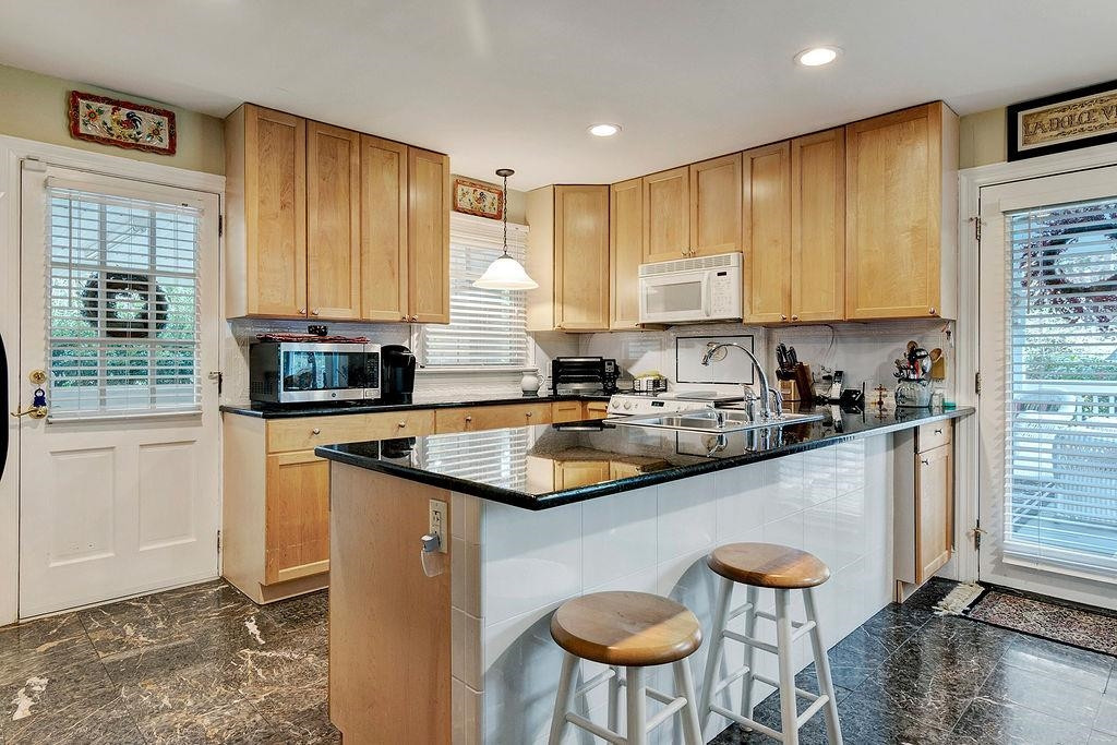 8529 Old Deer Trail Raleigh, NC 27615 - Photo 20 of 36 Kitchen