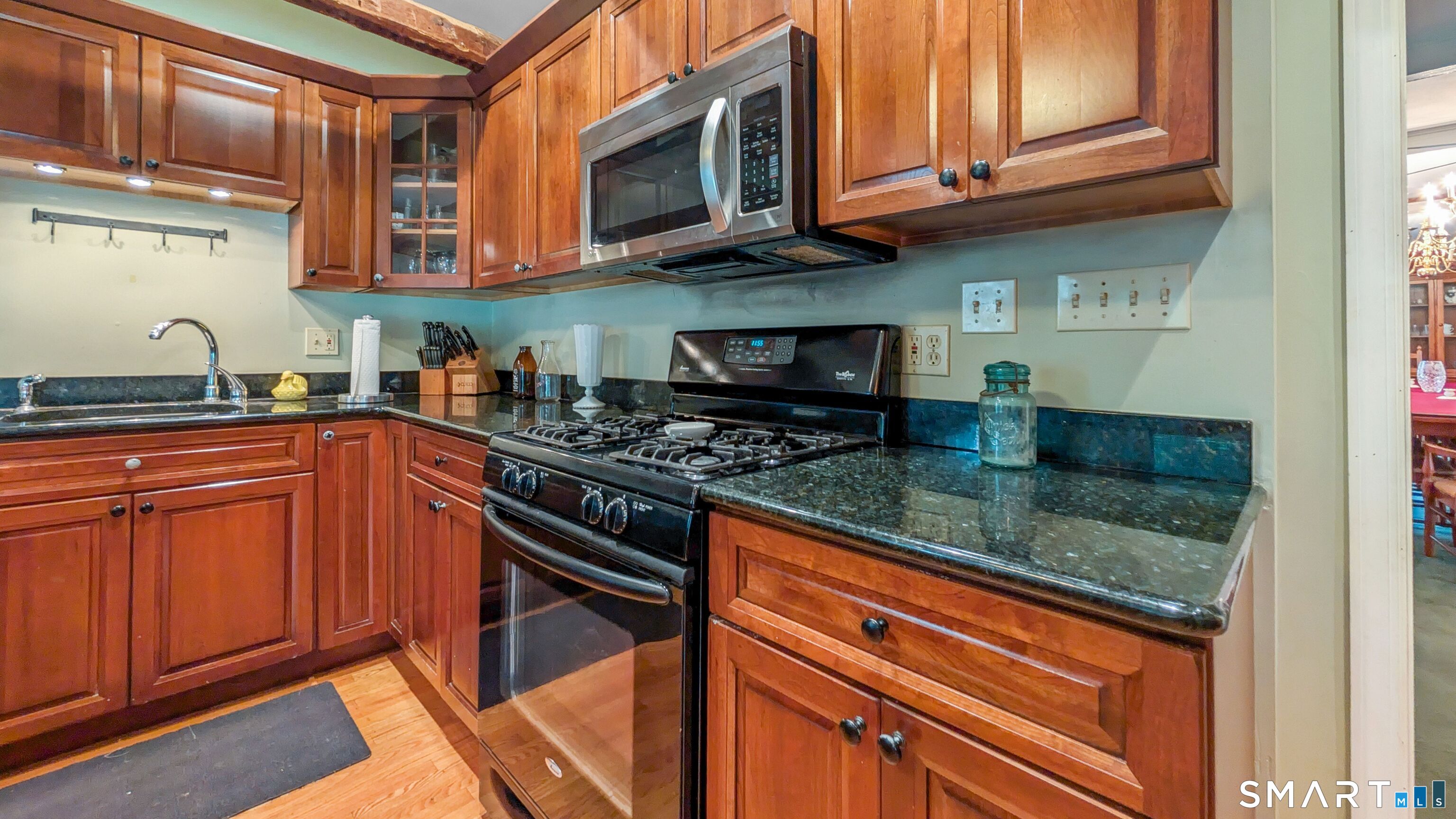 394 Tashua Road Trumbull, CT 06611 - Photo 11 of 35 Gallery Image 11