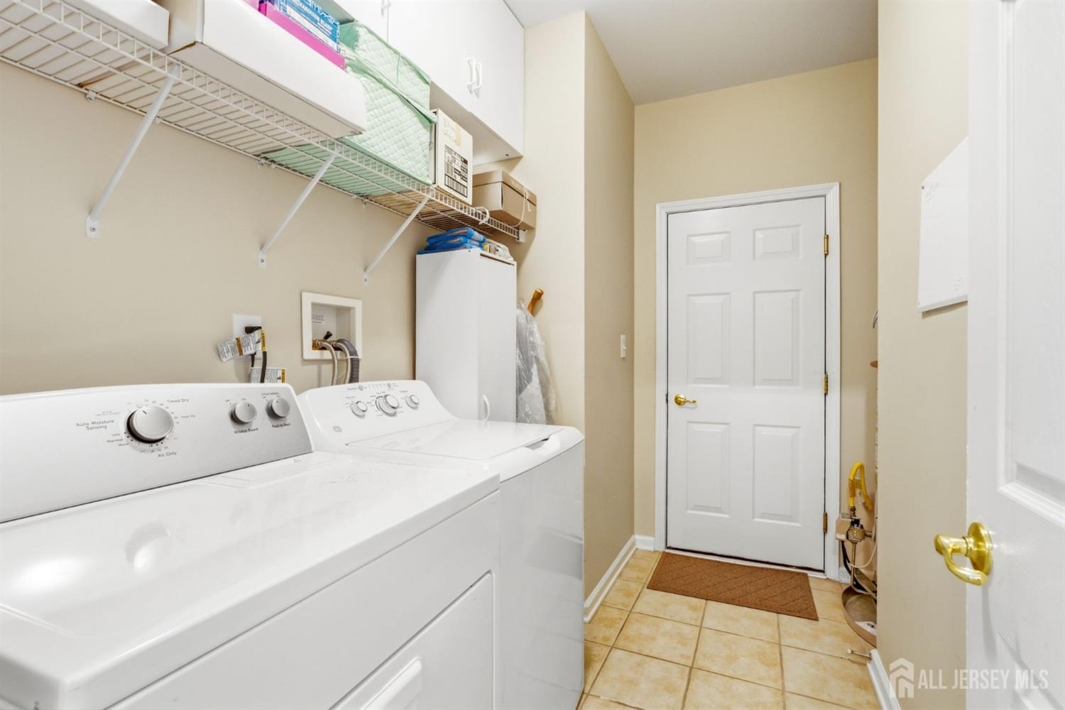 16 Barbaras Way Jackson, NJ 08527 - Photo 31 of 40