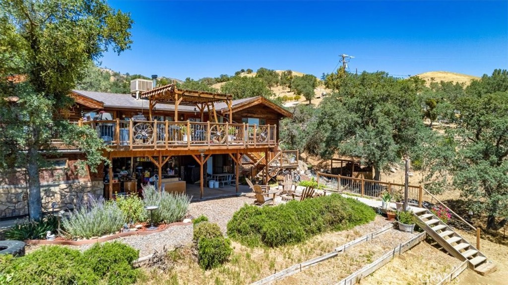 24087 Clover Spring Road Tehachapi, CA 93561 - Photo 66 of 73