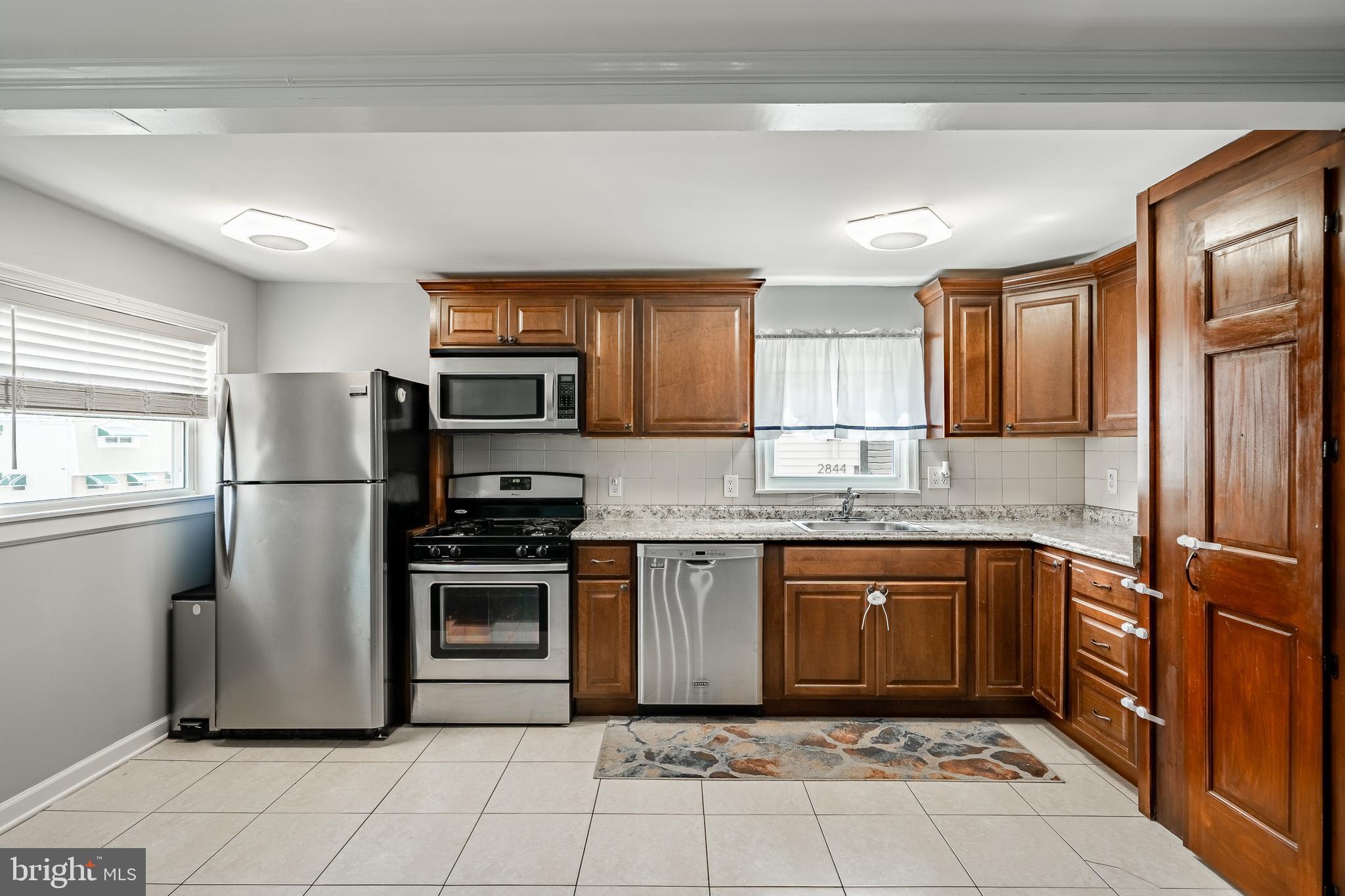 2842 Sebring Road Philadelphia, PA 19152 - Photo 9 of 32 Gallery Image 9