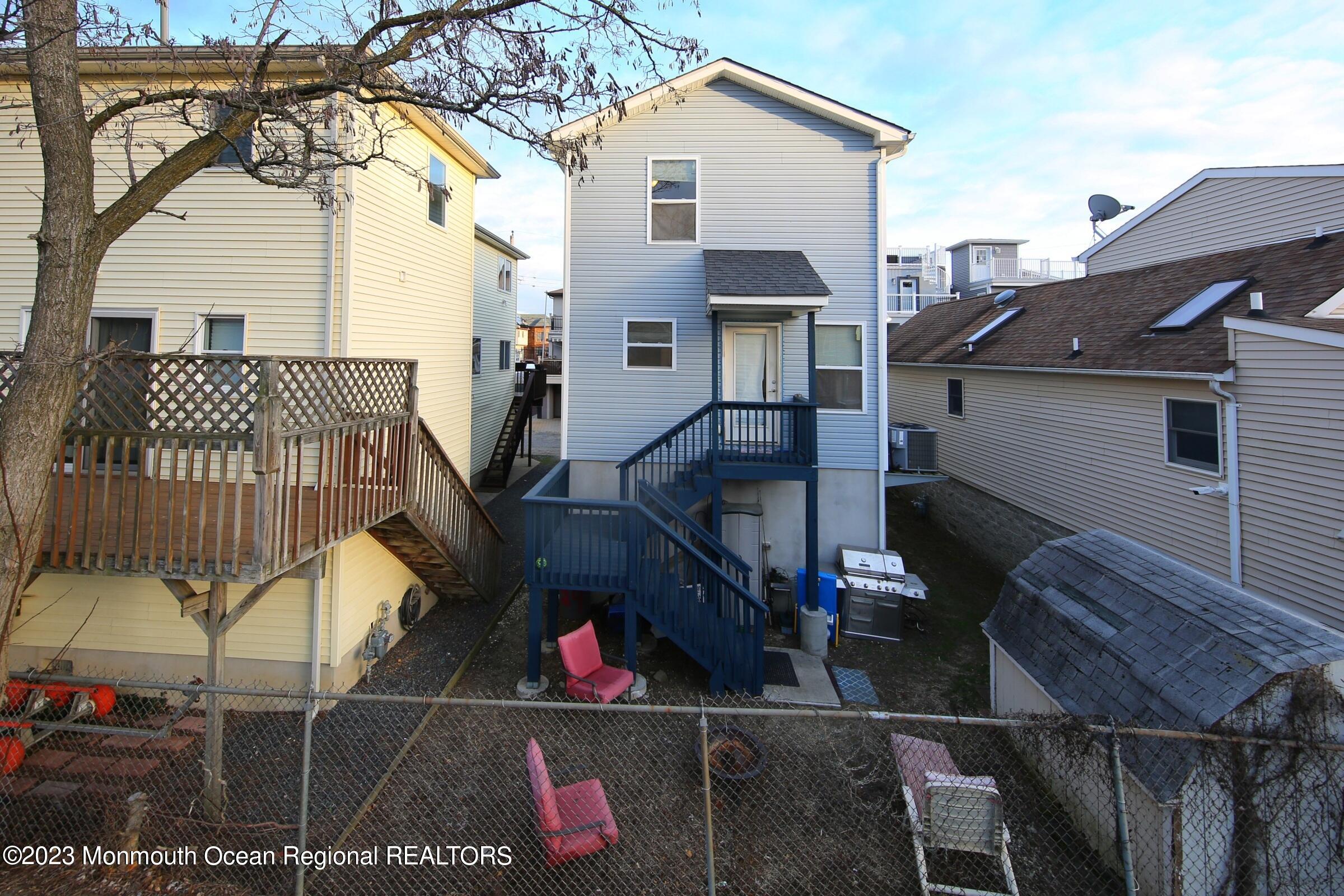 29 Gravelly Point Road Highlands, NJ 07732 - Photo 13 of 57 Back of house