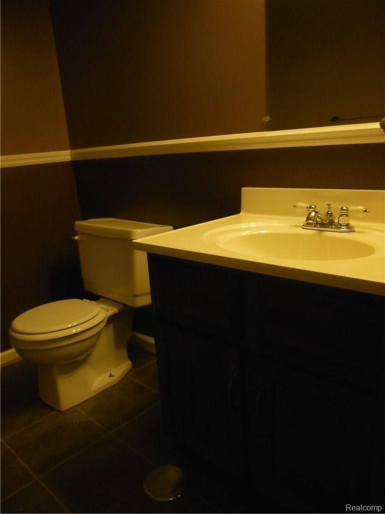 13900 Reeck Road Southgate, MI 48195 - Photo 35 of 38 033.JPG