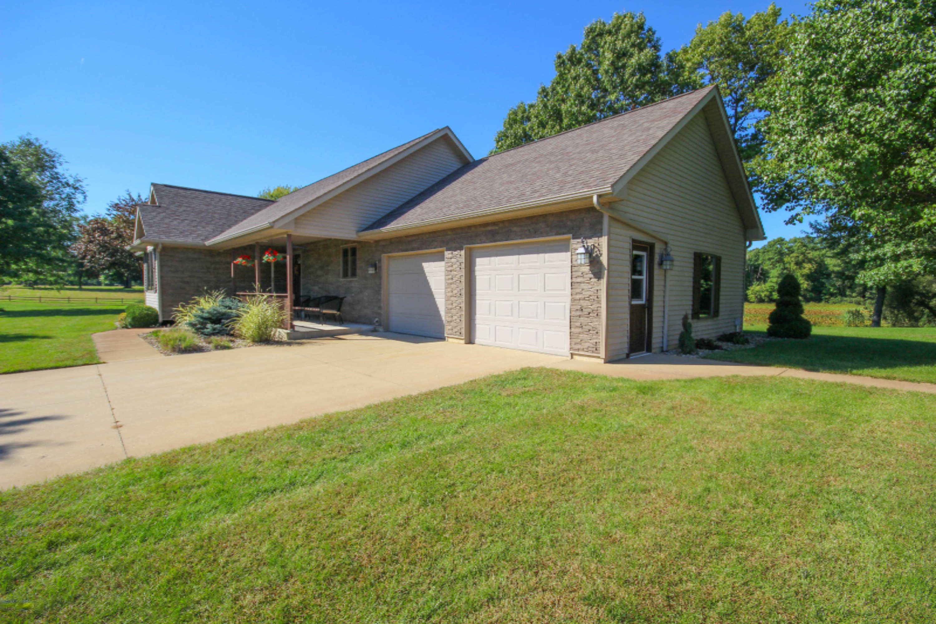 17868 Brad Lane Three Rivers, MI 49093 - Photo 6 of 51 untitled (5 of 48)