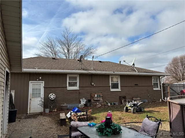 $249,900 | 208 Highland Drive, Salem, IN 47167