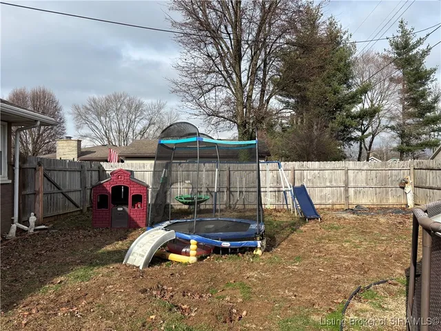 $249,900 | 208 Highland Drive, Salem, IN 47167