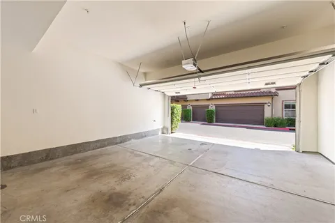 $1,239,000 | 141 Danbrook, Irvine, CA 92603