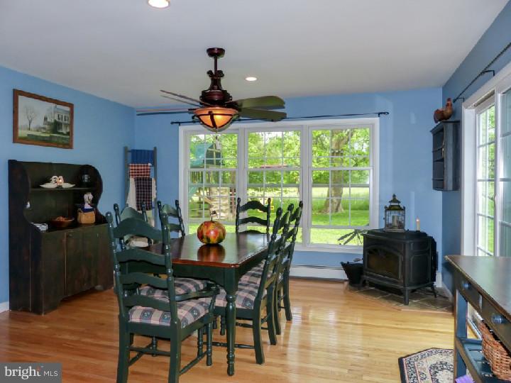 4933 Gayman Road Doylestown, PA 18902 - Photo 11 of 25 Dining Room