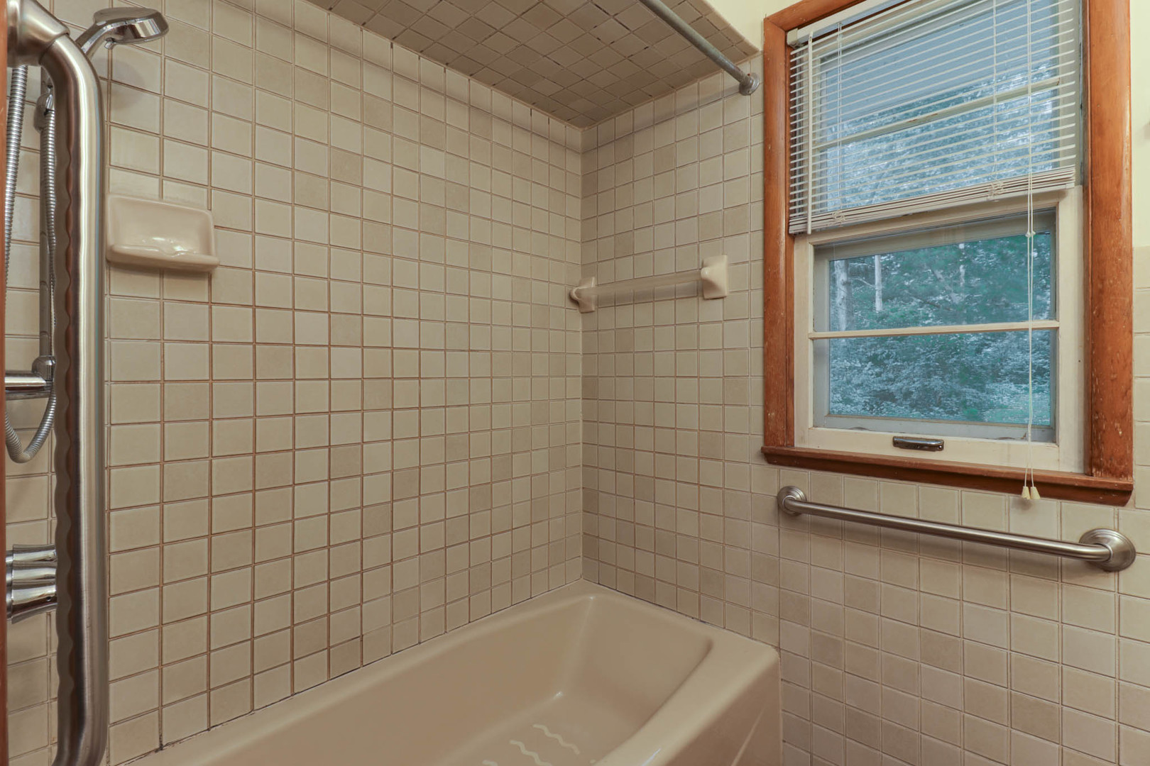 129 Eastview Drive Normal, IL 61761 - Photo 24 of 38