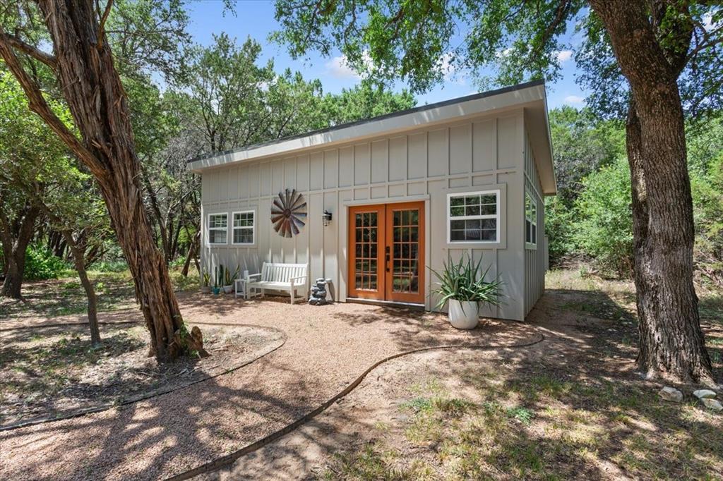 15988 Wortham Bend Road China Spring, TX 76633 - Photo 29 of 40 16' x 28' Studio with full bath