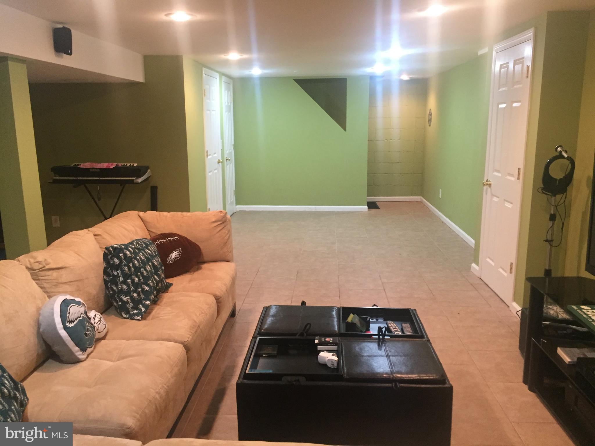 425 Ewingville Road Ewing, NJ 08638 - Photo 14 of 24