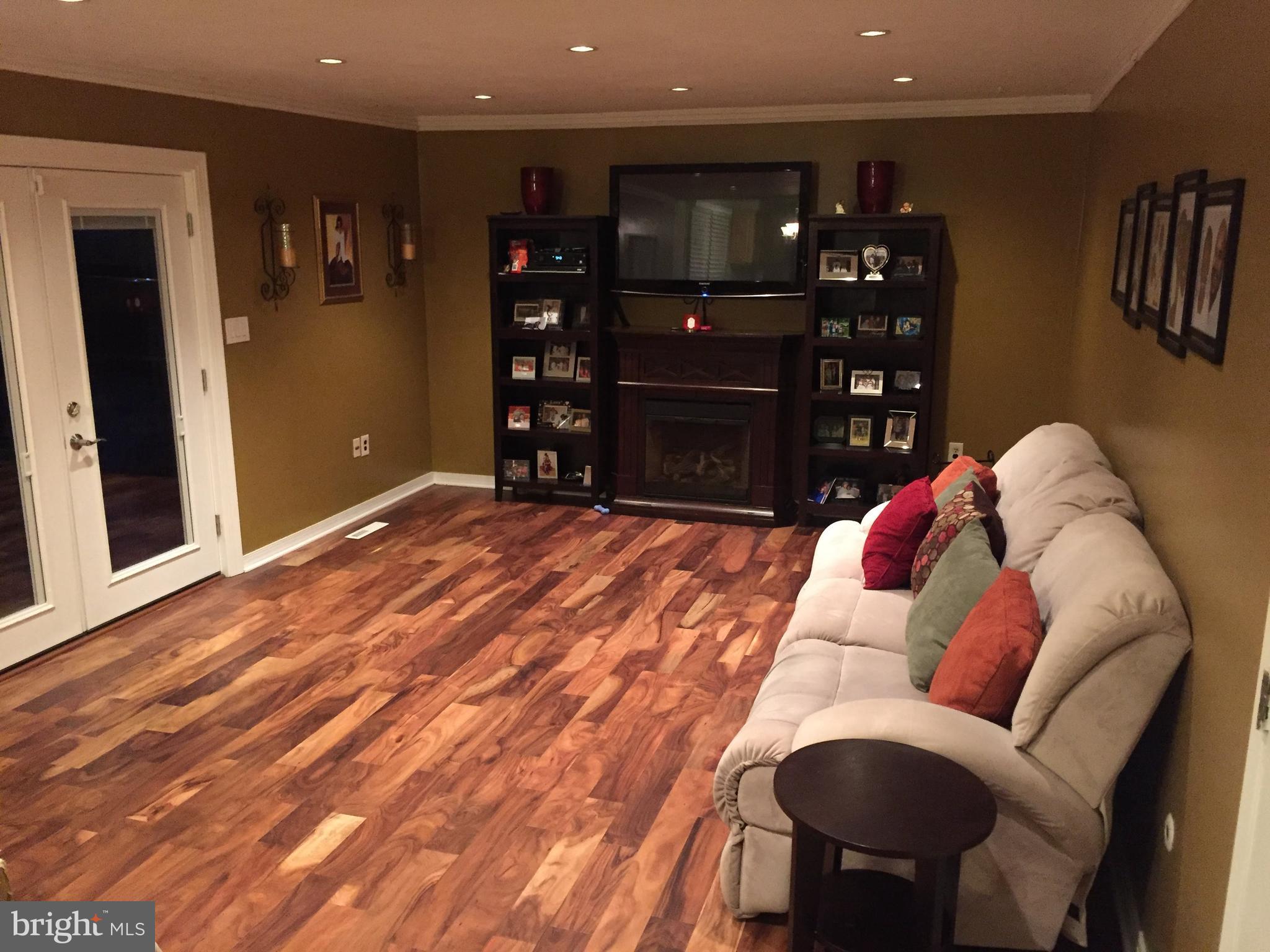 425 Ewingville Road Ewing, NJ 08638 - Photo 9 of 24