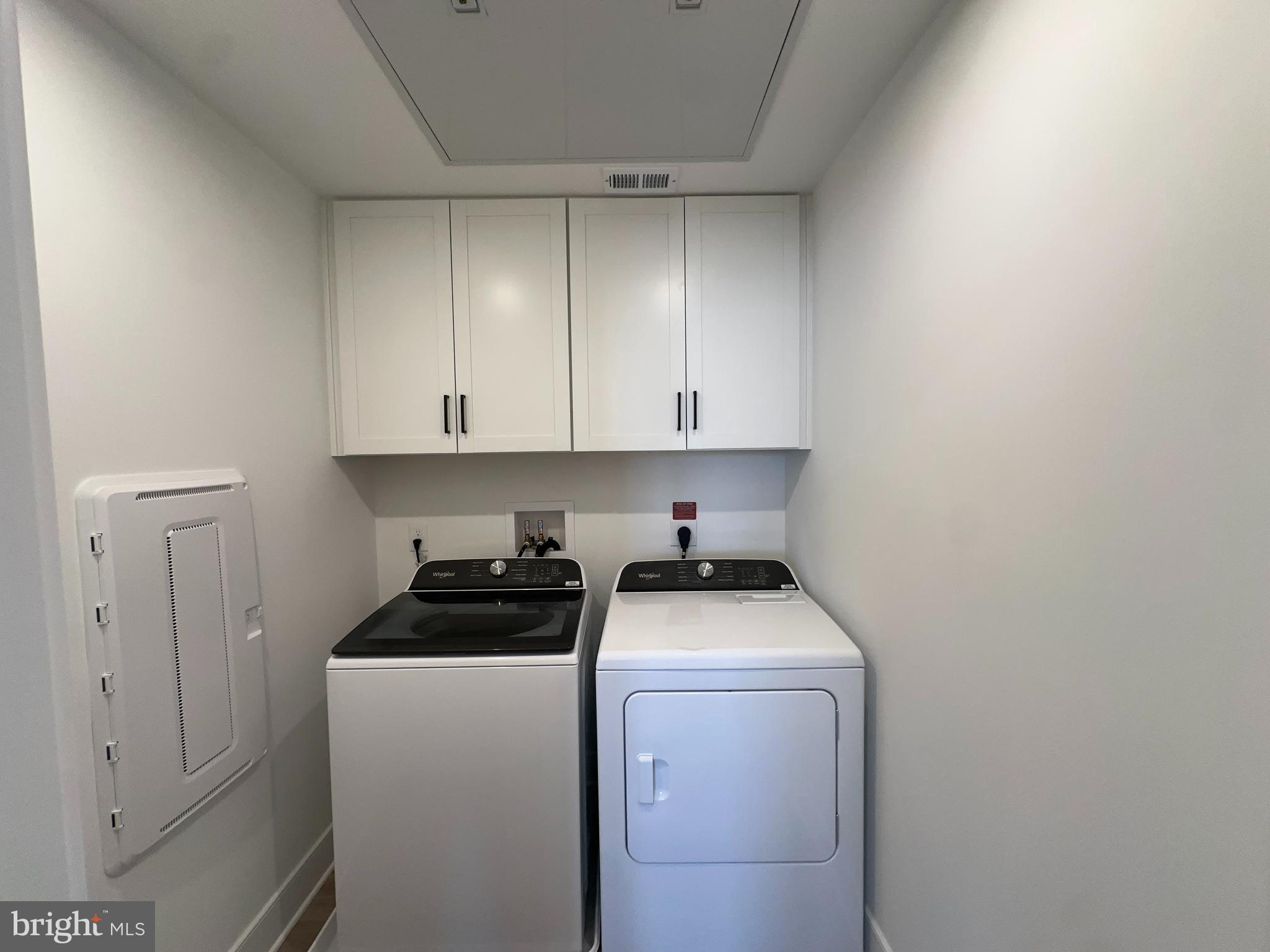 1141 Fortune Terrace, Unit 406 Potomac, MD 20854 - Photo 16 of 23 In Unit, Full Laundry