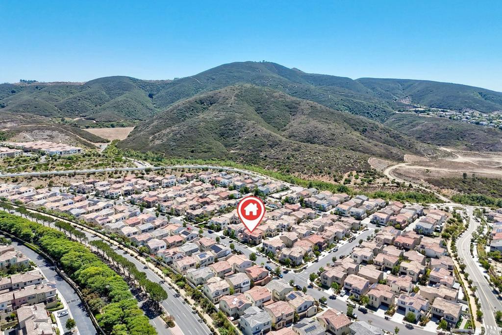 665 Gemstone Drive San Marcos, CA 92078 - Photo 48 of 49 a view of a city