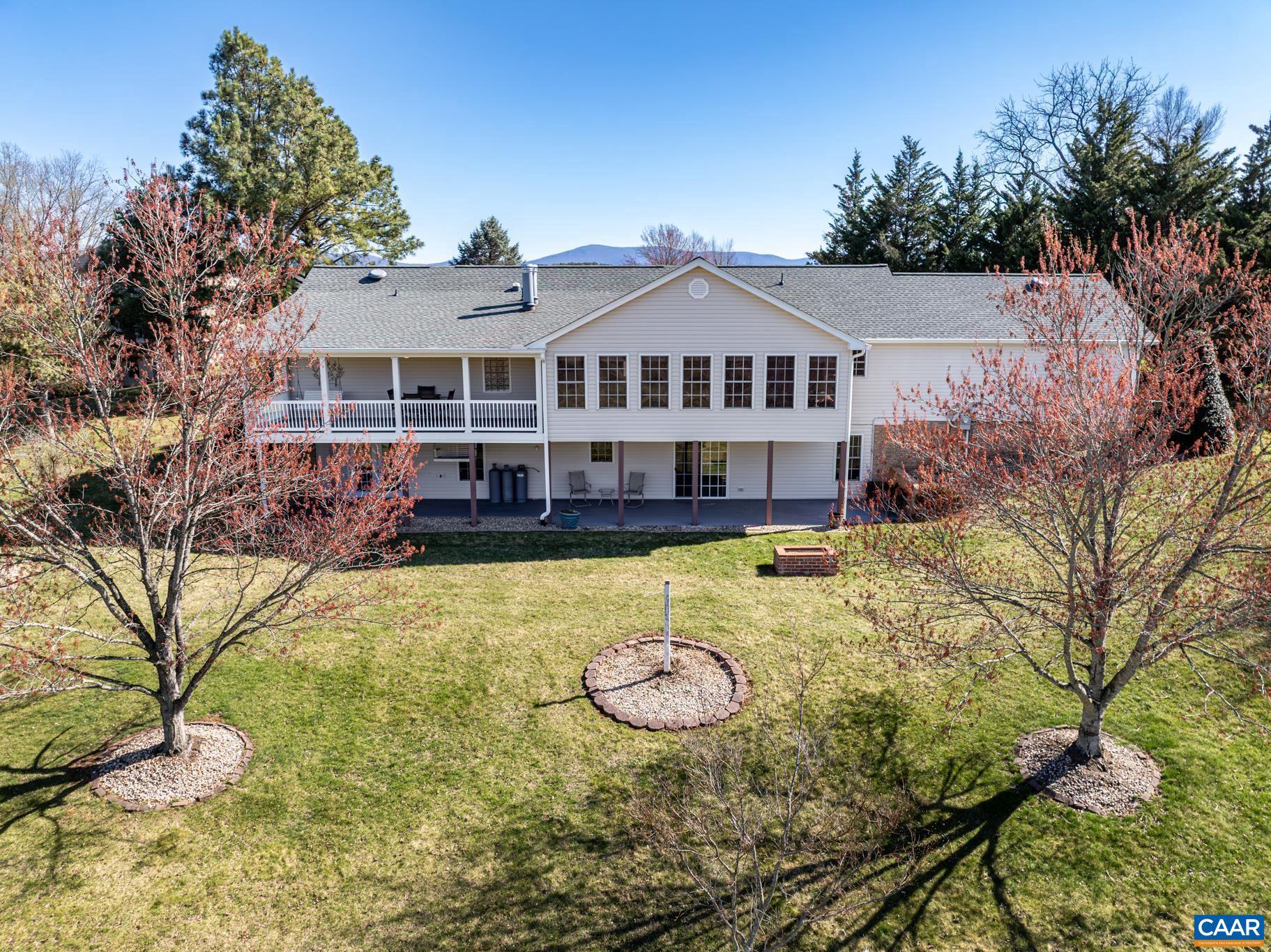 1821 Red Top Orchard Road Waynesboro, VA 22980 - Photo 3 of 75