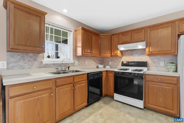 $589,000 | 1821 Red Top Orchard Road, Waynesboro, VA 22980