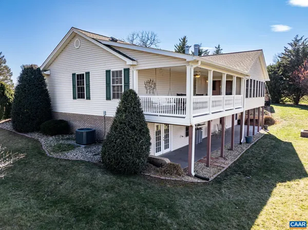 $589,000 | 1821 Red Top Orchard Road, Waynesboro, VA 22980