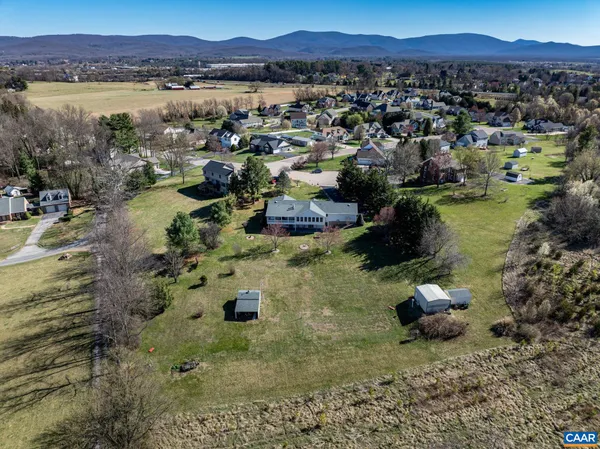 $589,000 | 1821 Red Top Orchard Road, Waynesboro, VA 22980
