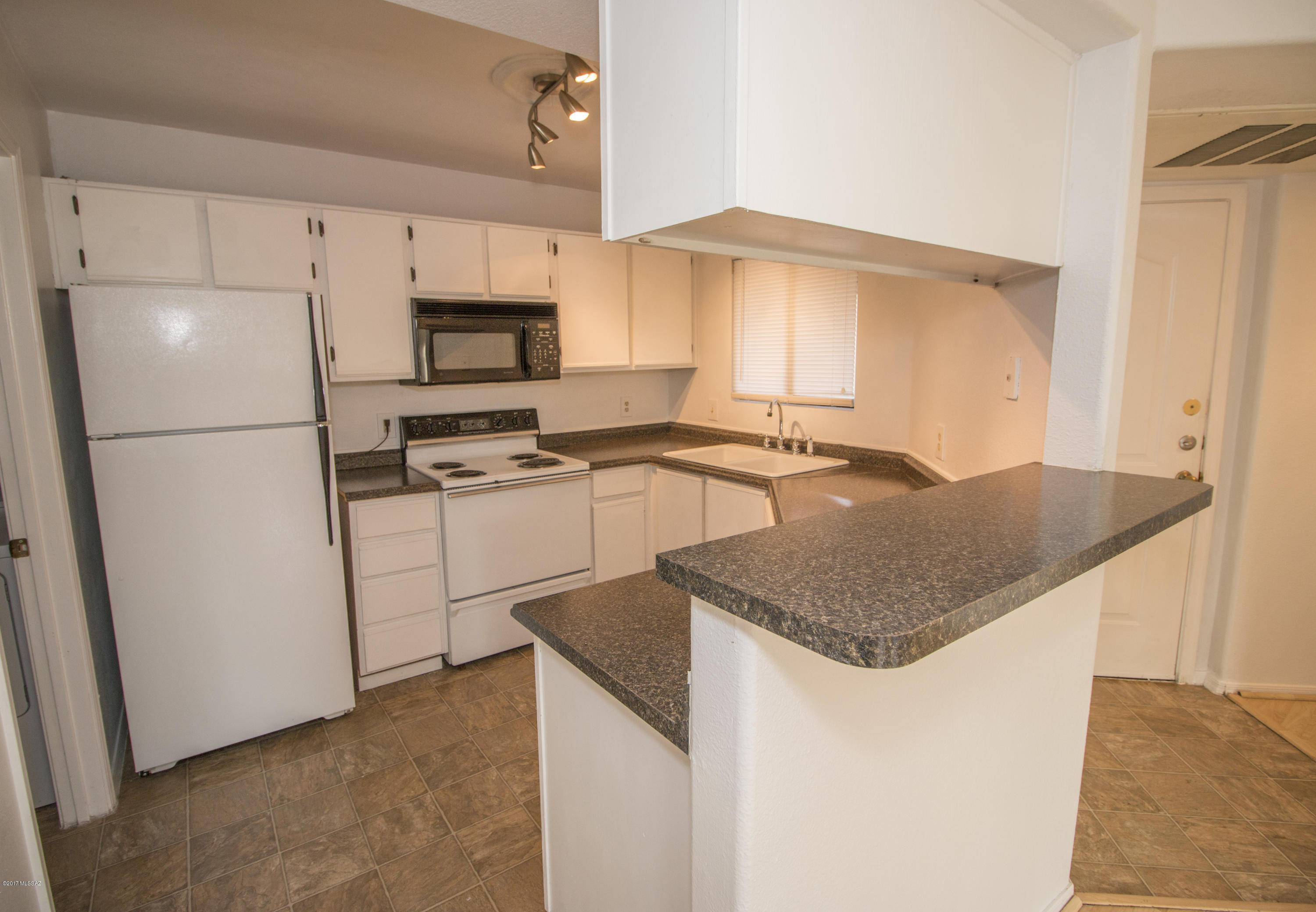 5751 North Kolb Road, Unit 37201 Tucson, AZ 85750 - Photo 8 of 25