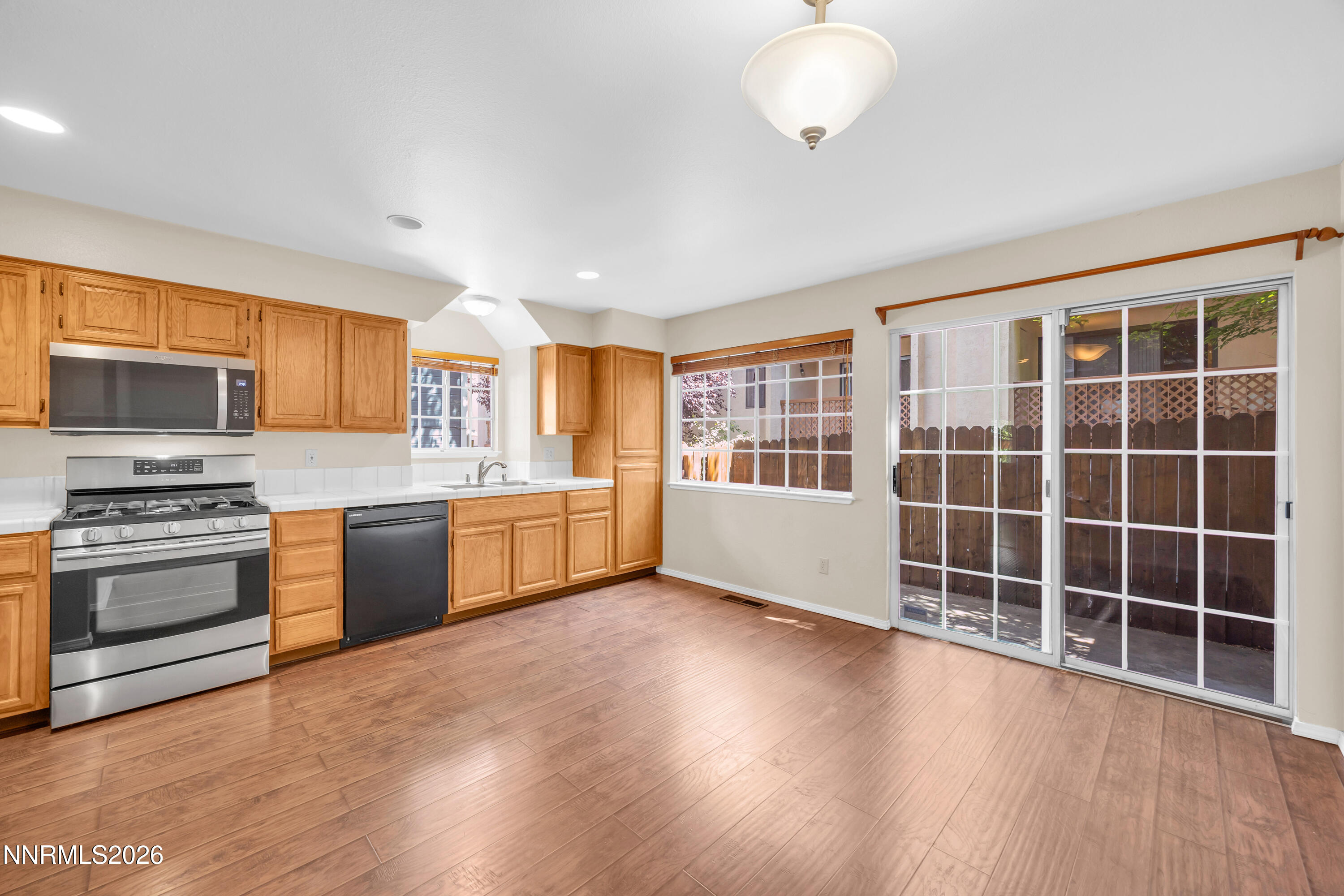 2650 Plumas Street, Unit 16 Reno, NV 89509 - Photo 5 of 30 9_img_7917