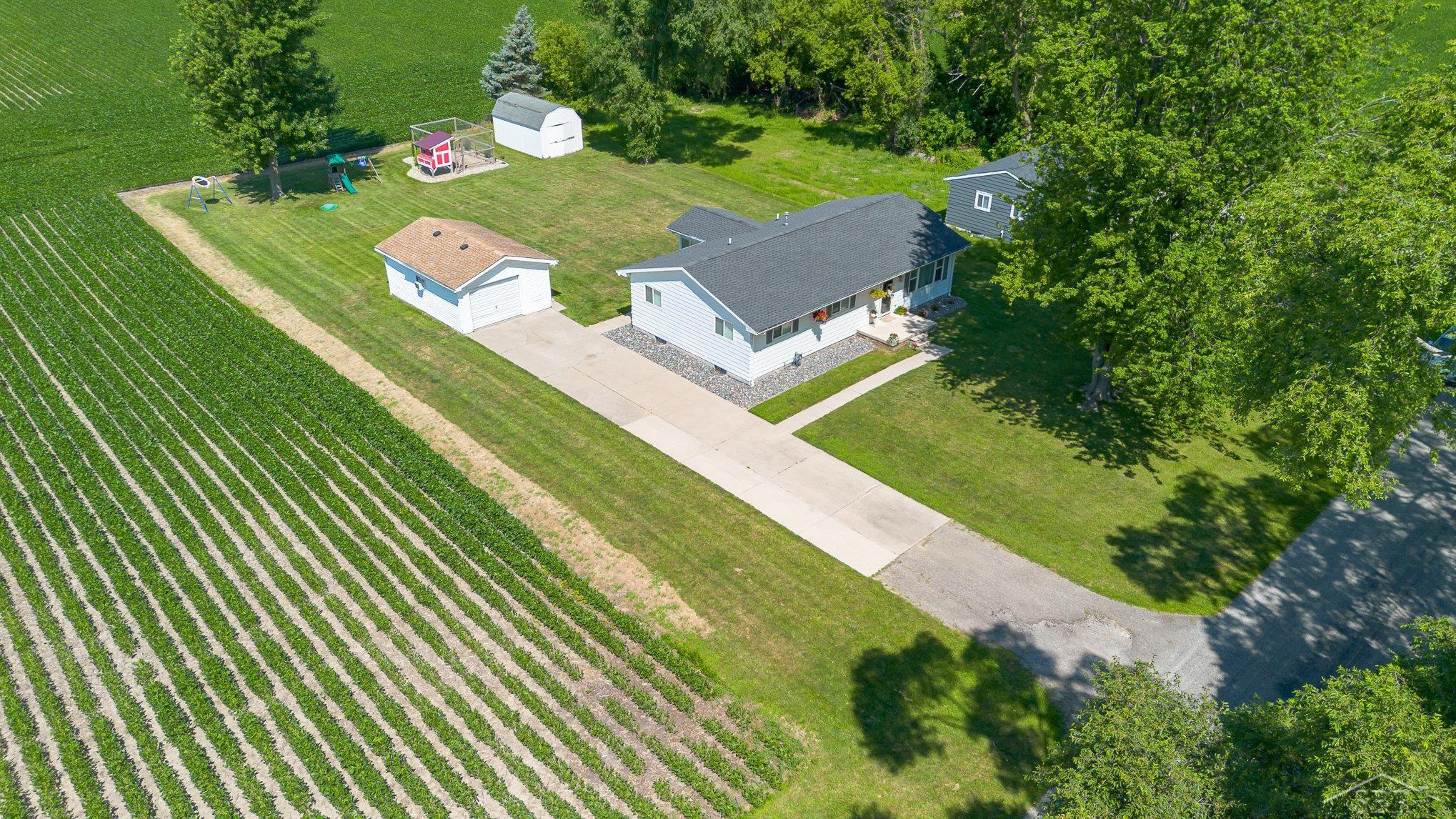 4888 Cole Road Saginaw, MI 48601 - Photo 27 of 39 50189882-55b1afd3-d6d5-48fc-ae95-bbb6c46cdc87.JPG