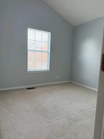 $2,800 | 2305 Sandy Creek Drive, Algonquin, IL 60102