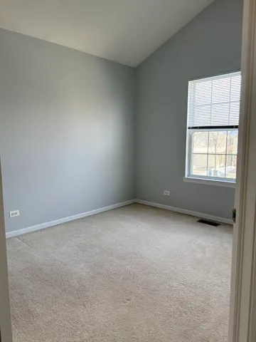 $2,800 | 2305 Sandy Creek Drive, Algonquin, IL 60102