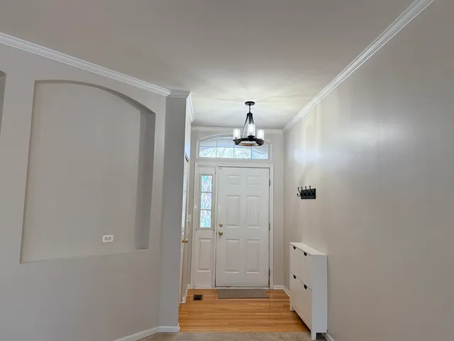 $2,800 | 2305 Sandy Creek Drive, Algonquin, IL 60102