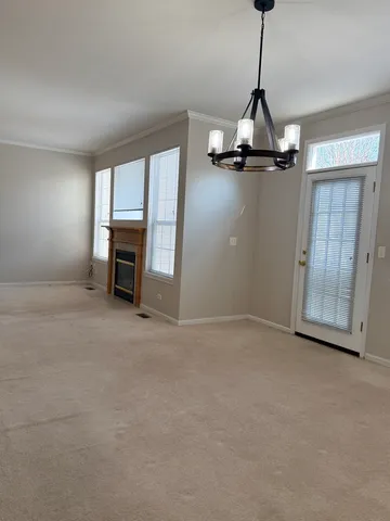 $2,800 | 2305 Sandy Creek Drive, Algonquin, IL 60102