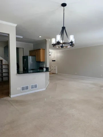 $2,800 | 2305 Sandy Creek Drive, Algonquin, IL 60102