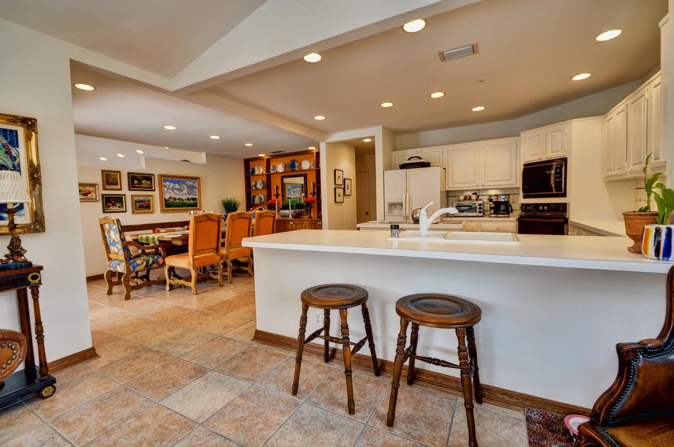 5732 Wind Drift Lane Boca Raton, FL 33433 - Photo 14 of 35 family to kitchen