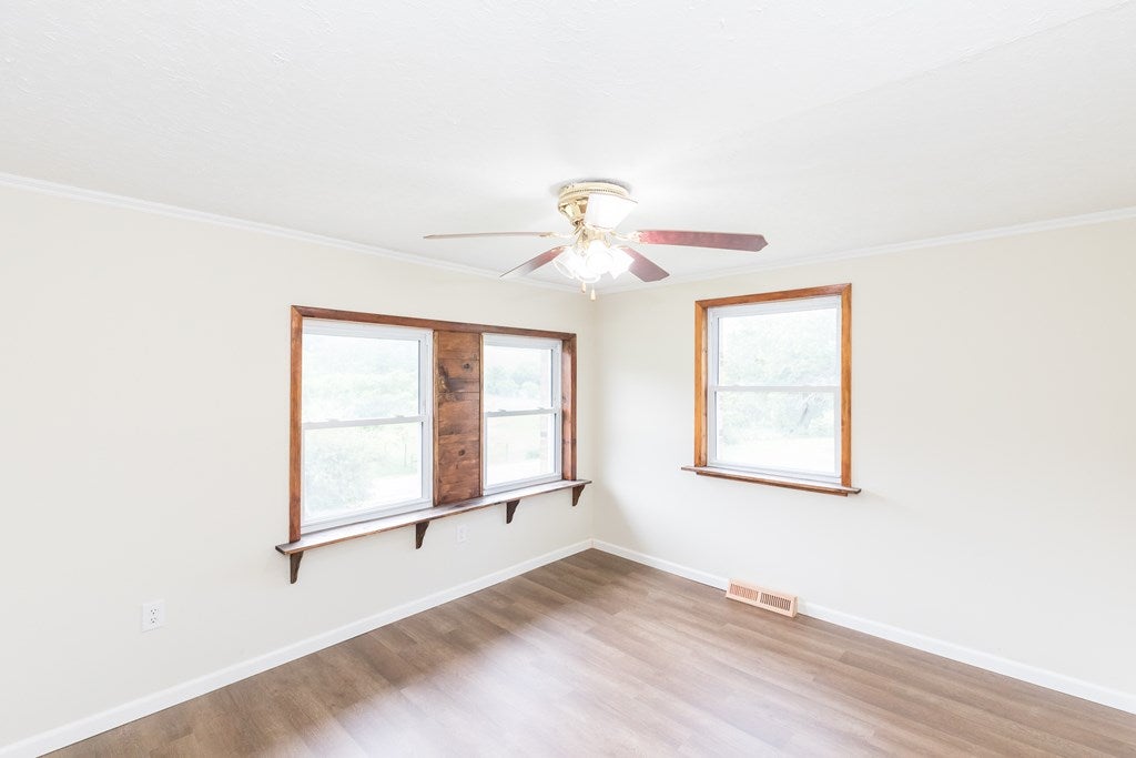 3268 Wilderness Road Bland, VA 24315 - Photo 31 of 73 Gallery Image 31
