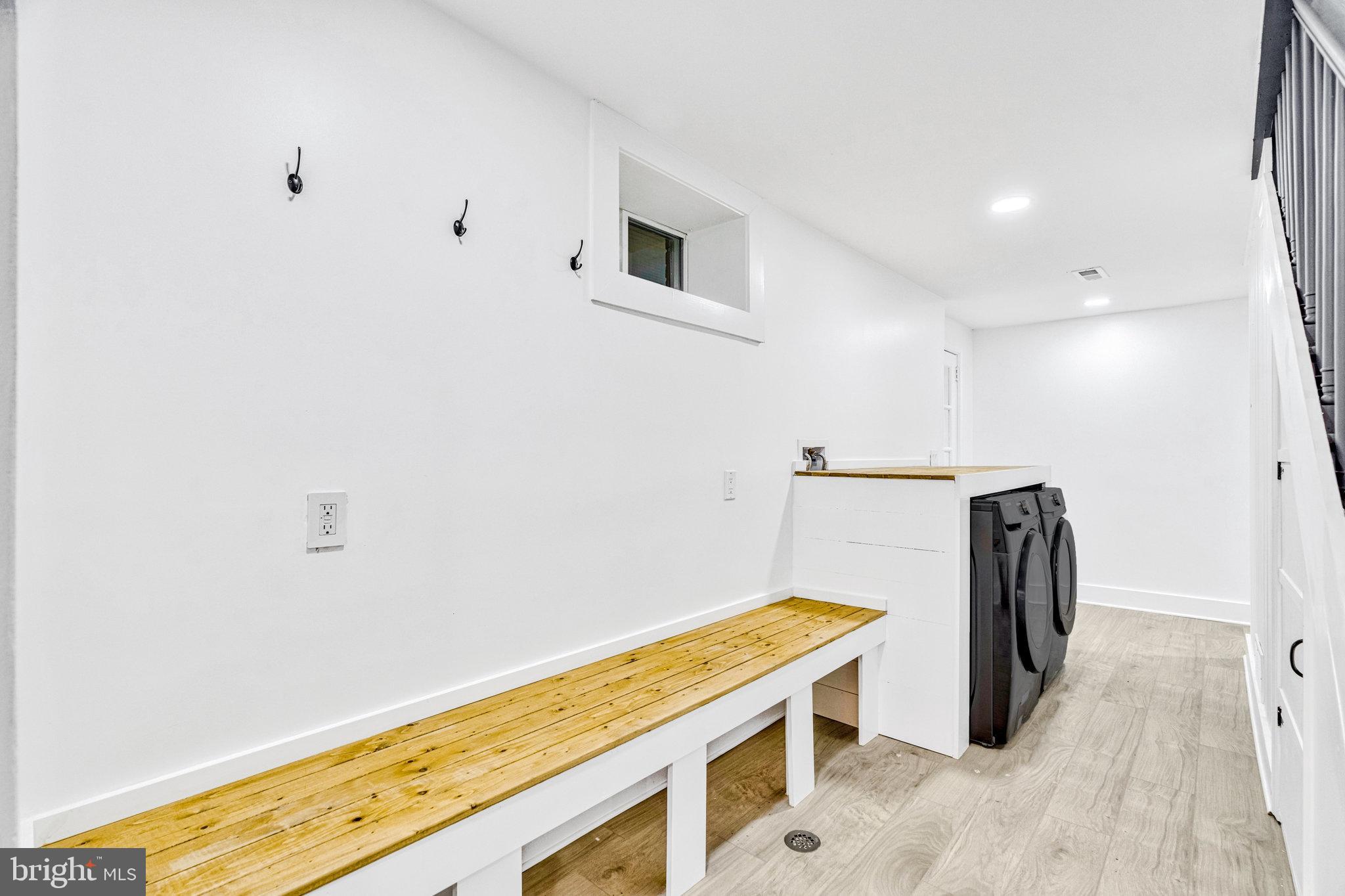 2539 Gallows Road Dunn Loring, VA 22027 - Photo 34 of 56 Laundry