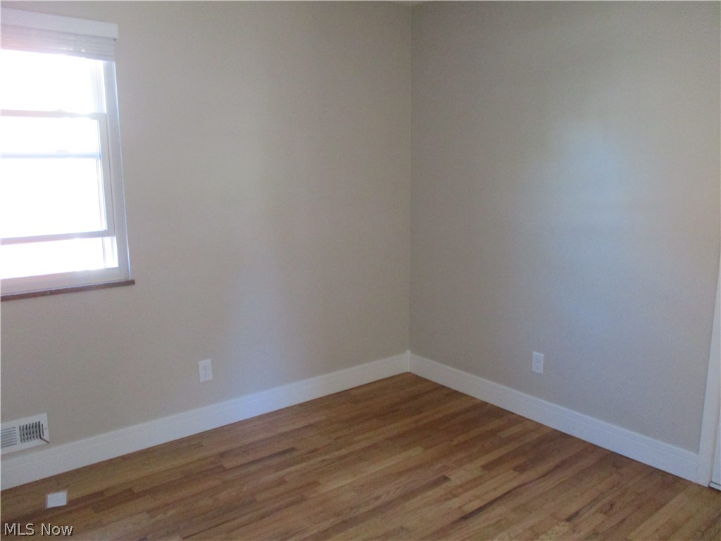 3017 Snow Road Parma, OH 44134 - Photo 13 of 23