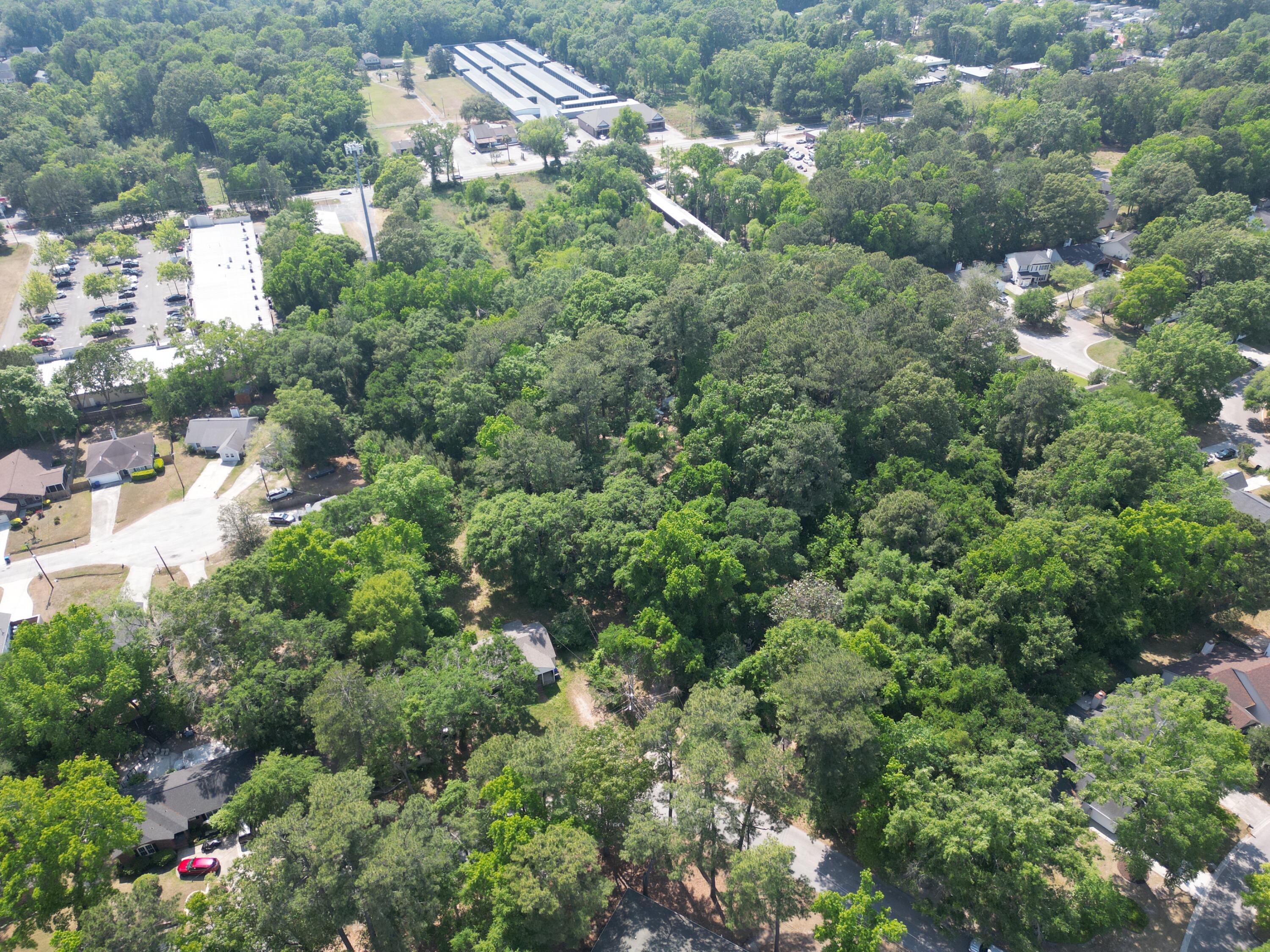 1740 Dogwood Road Charleston, SC 29414 - Photo 12 of 16 IMG_4250