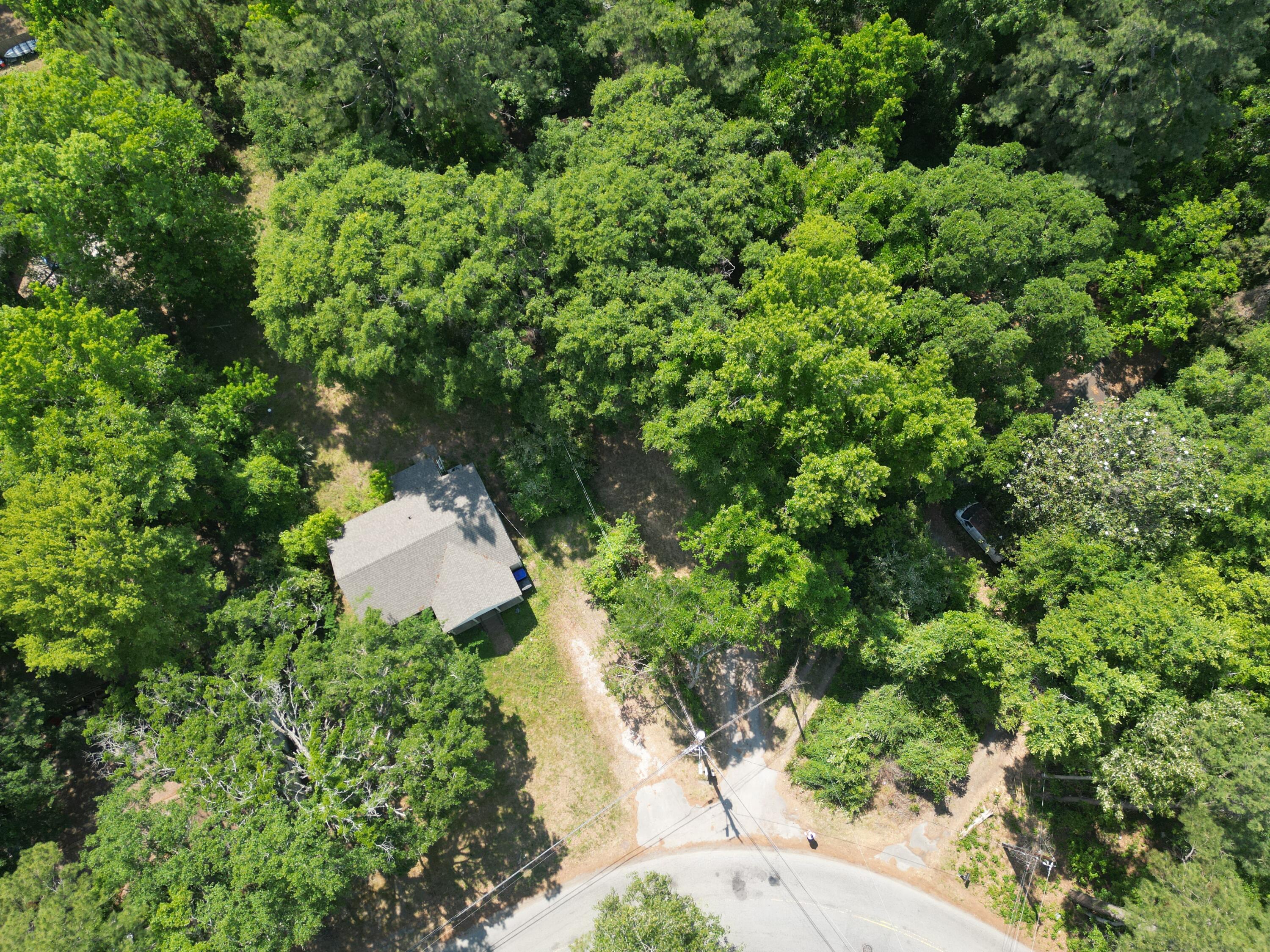 1740 Dogwood Road Charleston, SC 29414 - Photo 8 of 16 IMG_4275