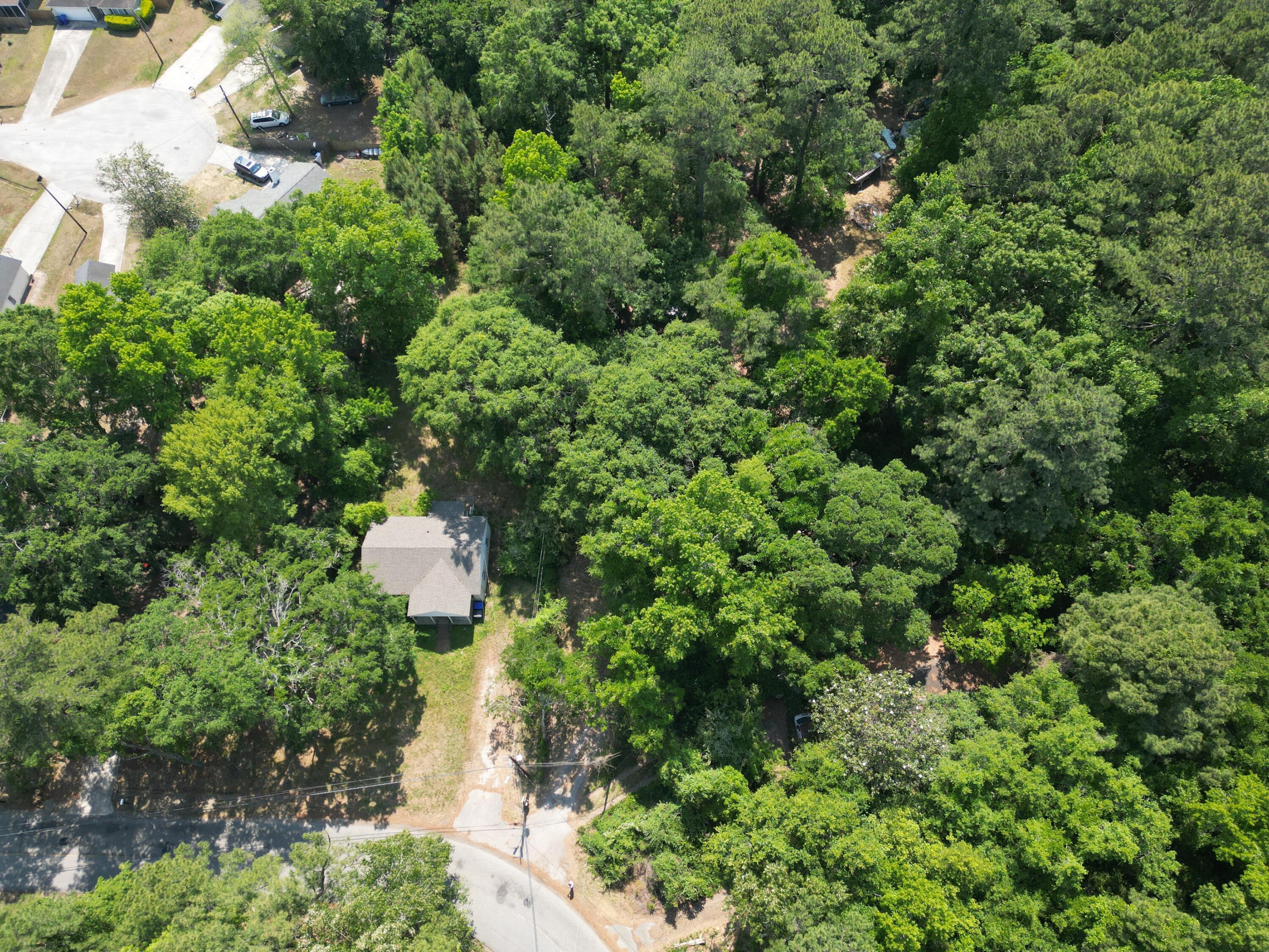 1740 Dogwood Road Charleston, SC 29414 - Photo 9 of 16 IMG_4261