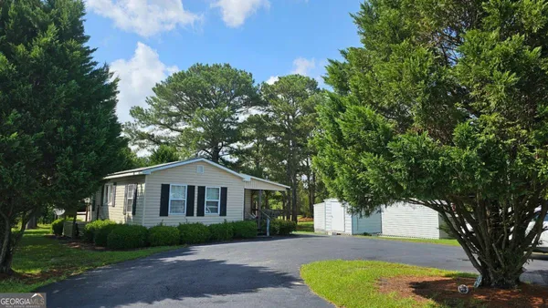 $950 | 447 Hwy 87 Street South, Cochran, GA 31014