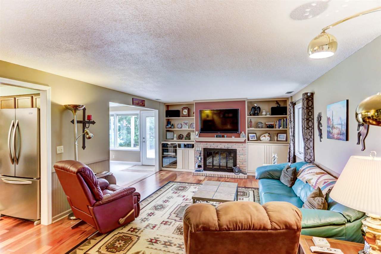 13811 Emanuel Road Hoagland, IN 46745 - Photo 11 of 36