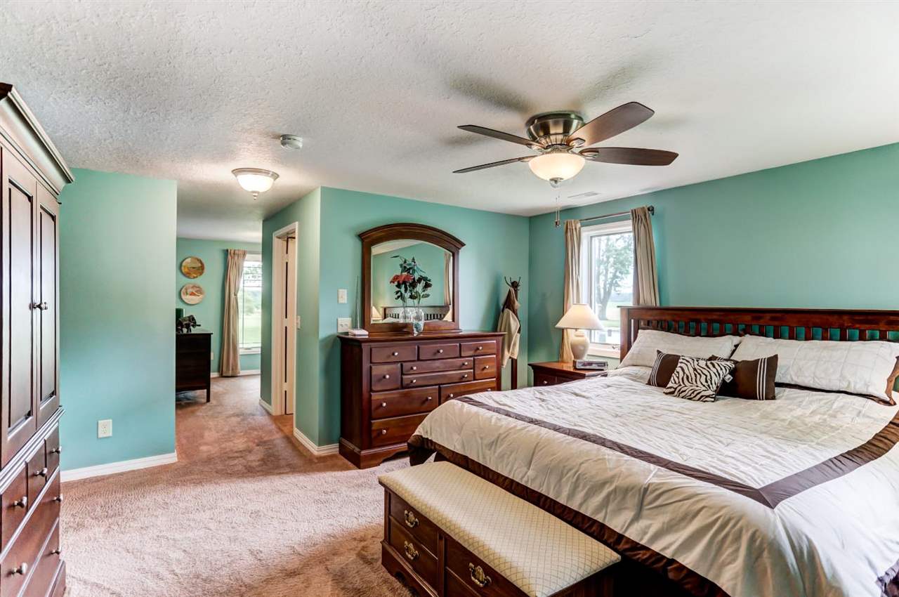 13811 Emanuel Road Hoagland, IN 46745 - Photo 14 of 36