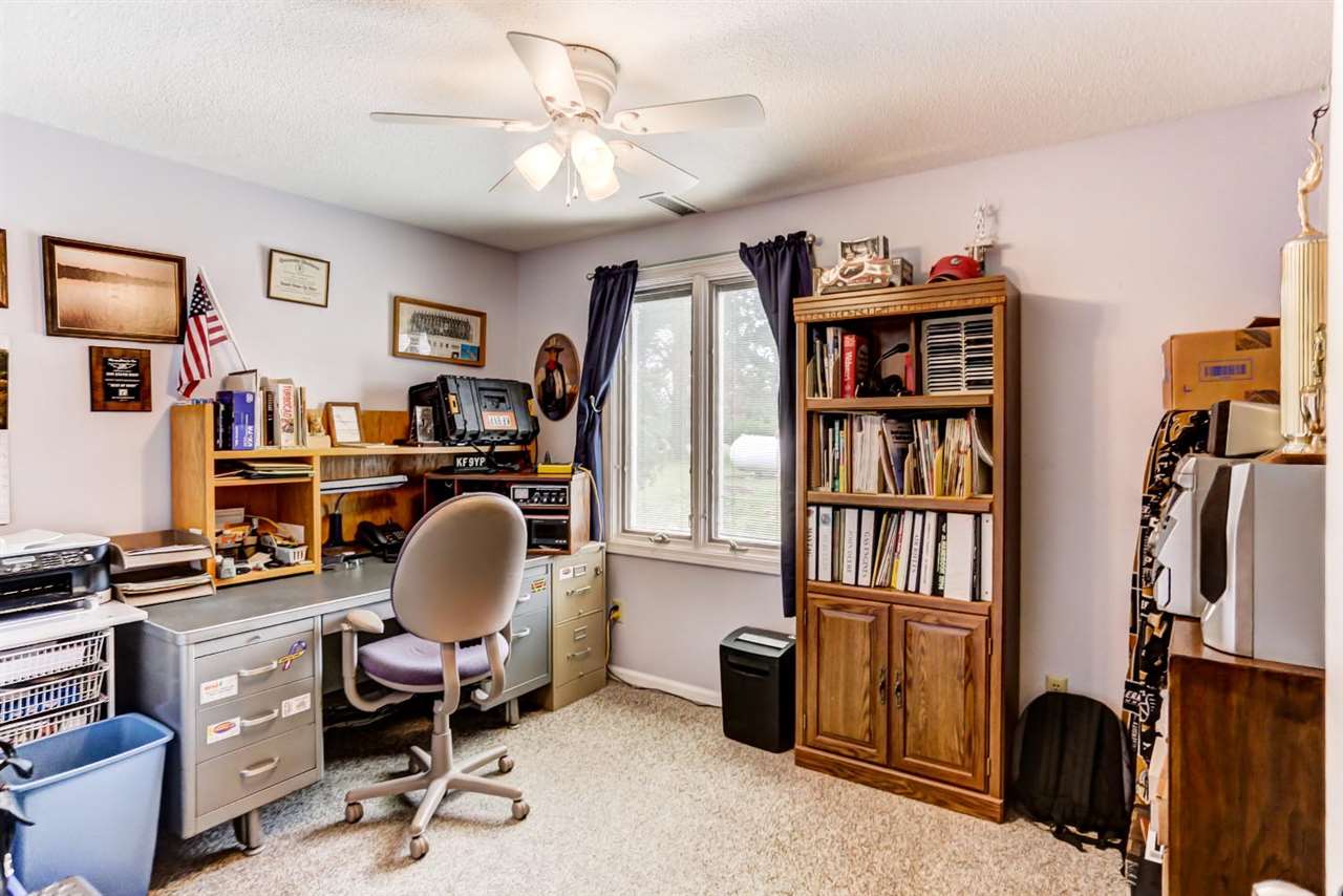 13811 Emanuel Road Hoagland, IN 46745 - Photo 22 of 36