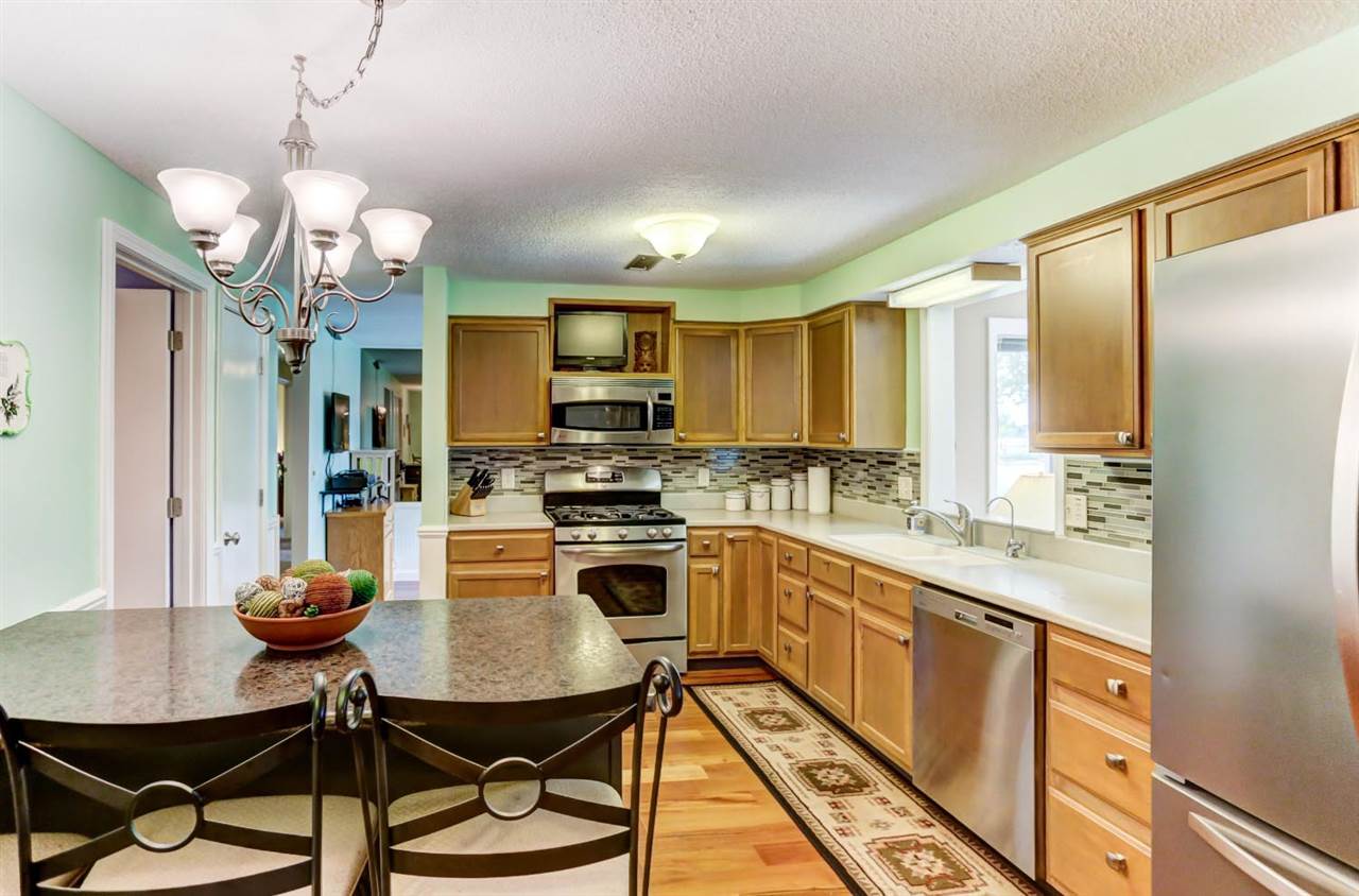 13811 Emanuel Road Hoagland, IN 46745 - Photo 10 of 36