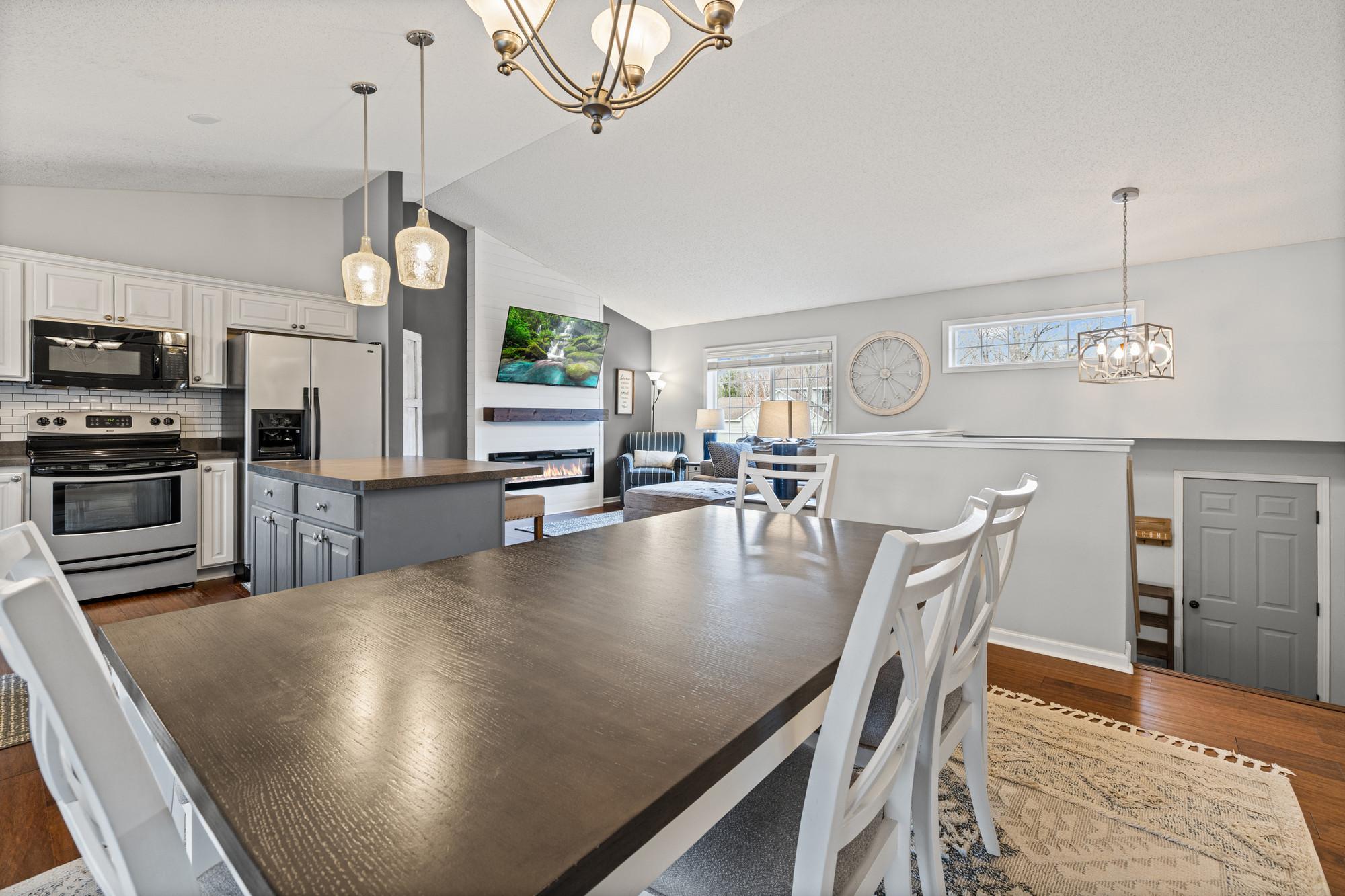 6509 147th Street West Savage, MN 55378 - Photo 10 of 35