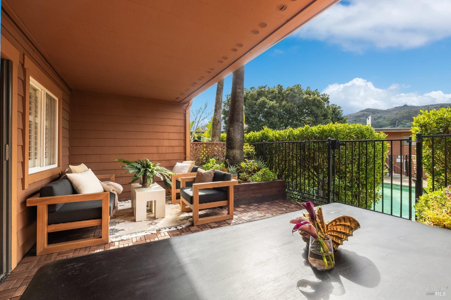 108 Stanford Way Sausalito, CA 94965 - Photo 3 of 43