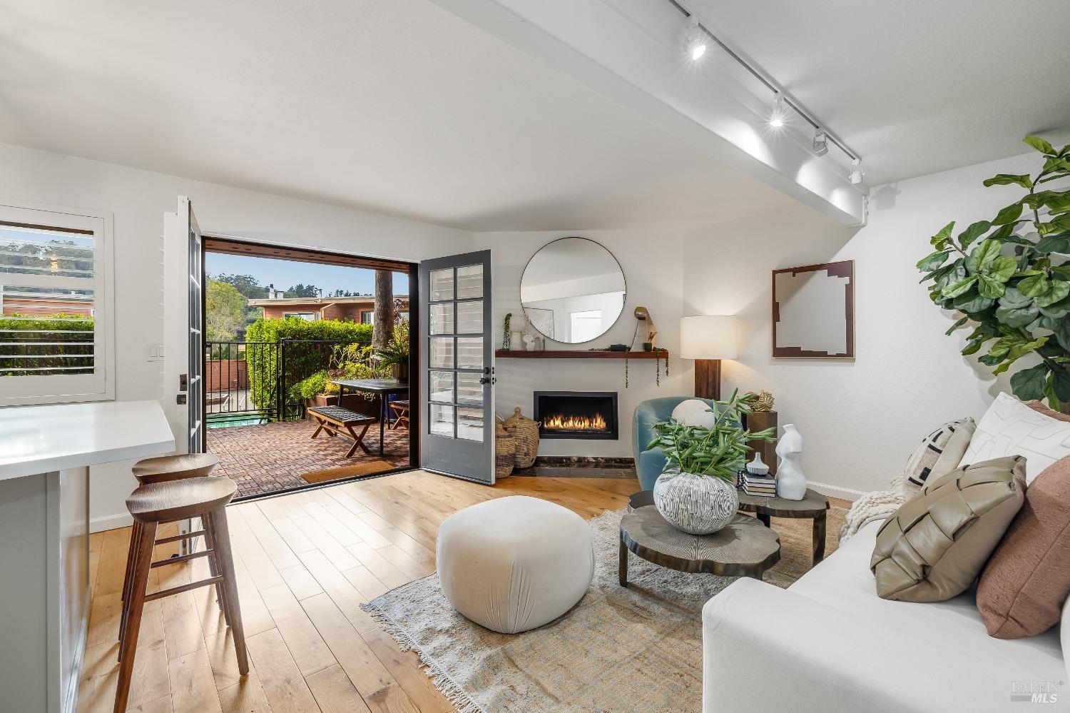 108 Stanford Way Sausalito, CA 94965 - Photo 8 of 43