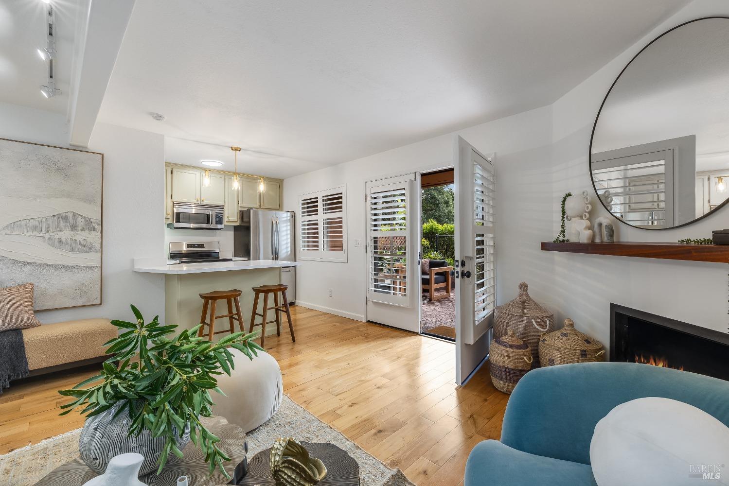 108 Stanford Way Sausalito, CA 94965 - Photo 10 of 43